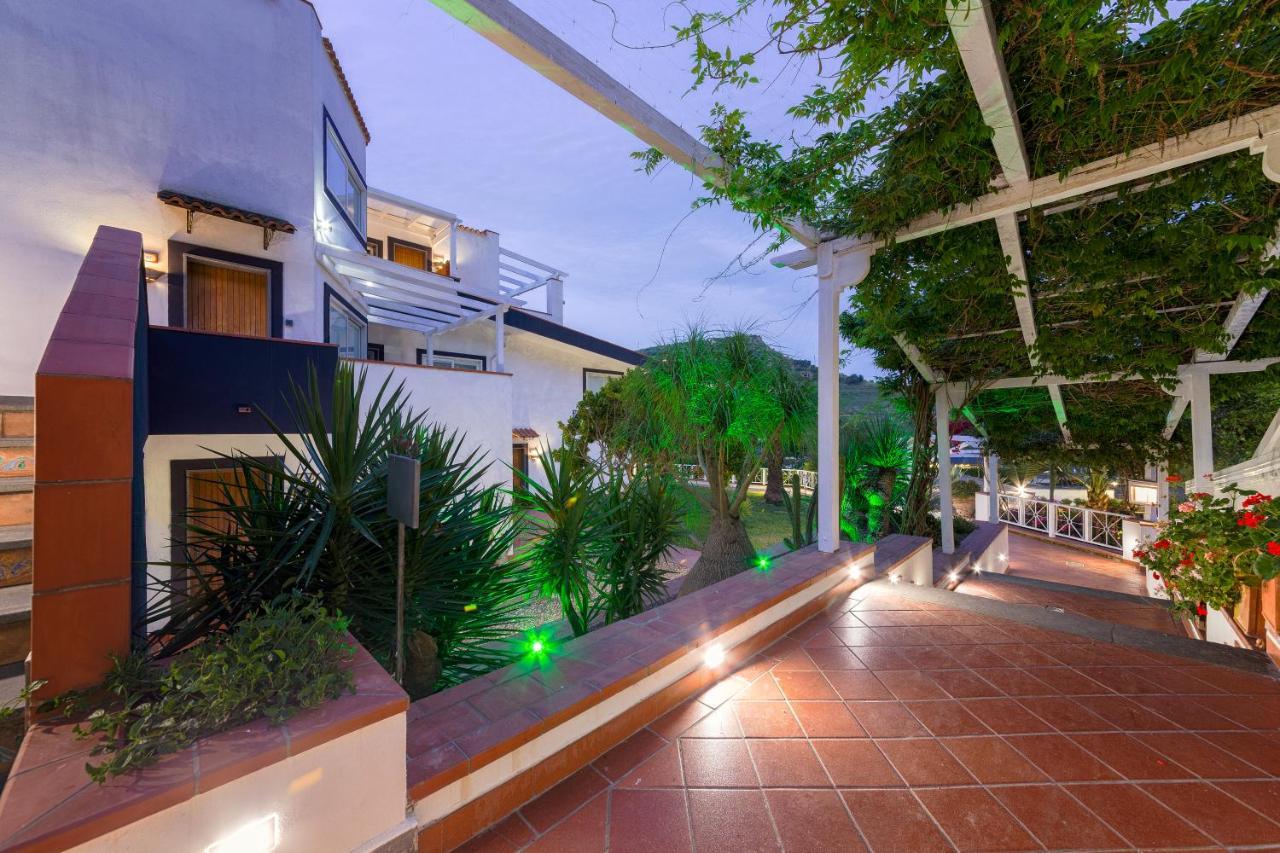 Agave Hotel Pozzuoli Exterior foto